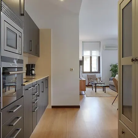 Apartment Eiffel - The Collection