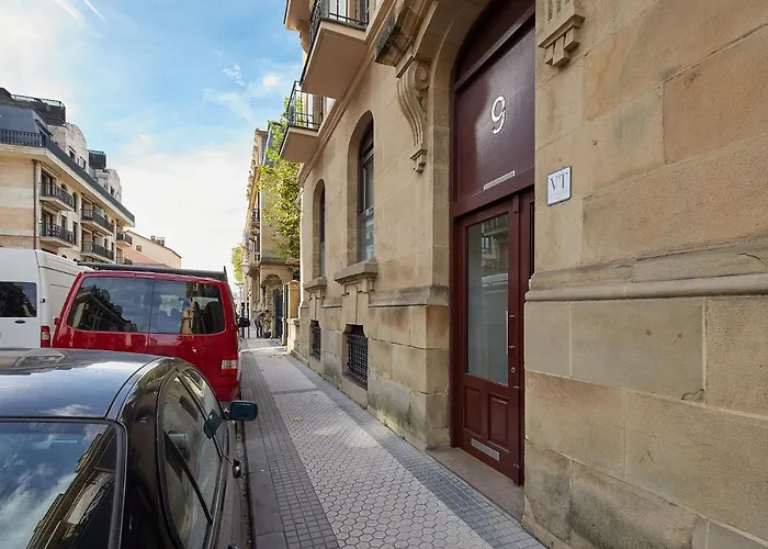 Eiffel - The Collection 아파트